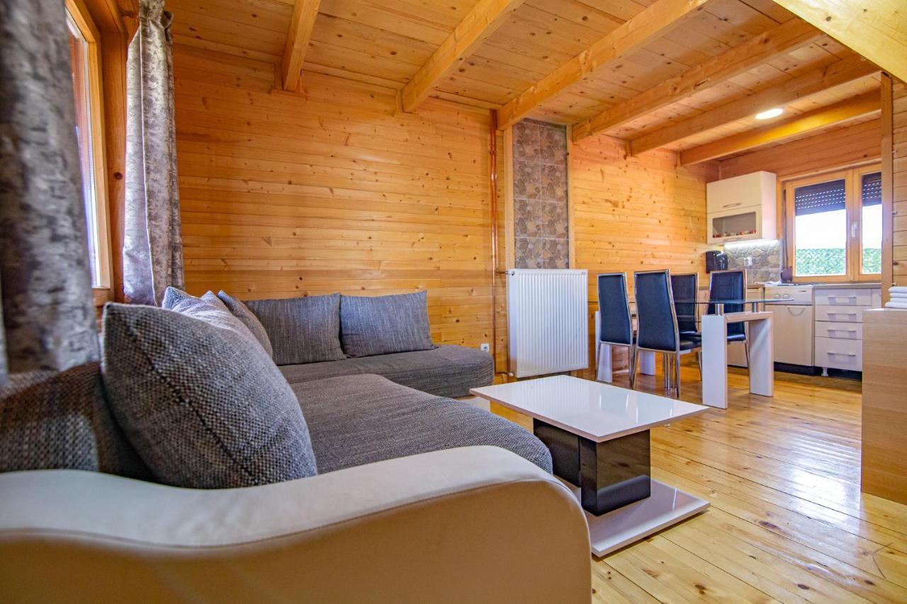 Brvnara Mir Chalet
