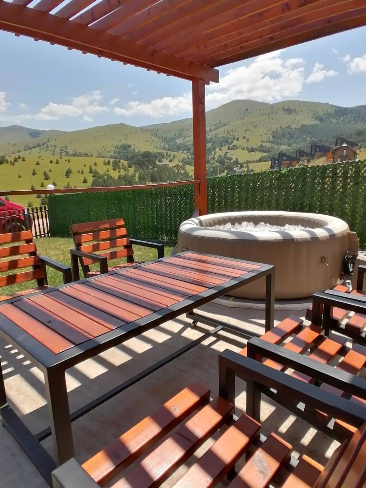 Chalet Brvnara Mir
