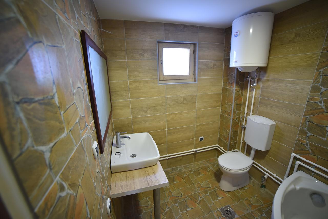 Chalet Brvnara Mir *